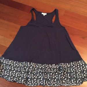 navy floral hem tank